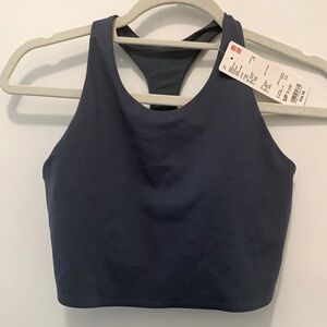 Brand New Women’s racer back wireless sports bra with built in cups Small blue